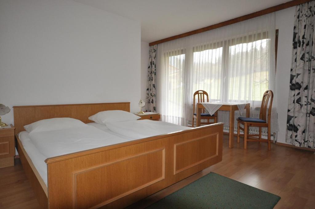 Gaestehaus Pension Edelweiss Kolsass Εξωτερικό φωτογραφία